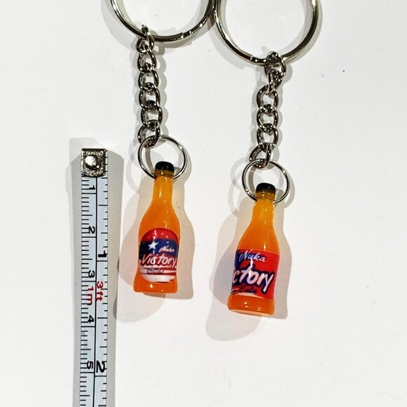 Fallout 4 Nuka Cola Victory Bottle Keychain - 3.5inch Gaming Keychain - Picture 8 of 11